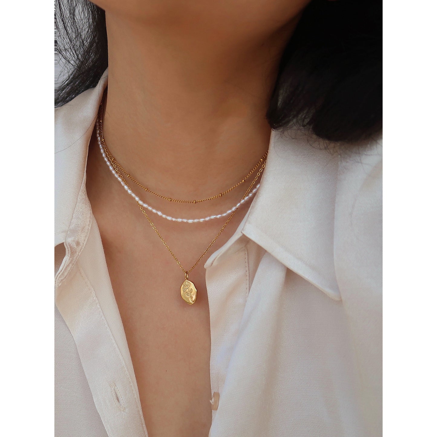 ROSY Gold Necklace