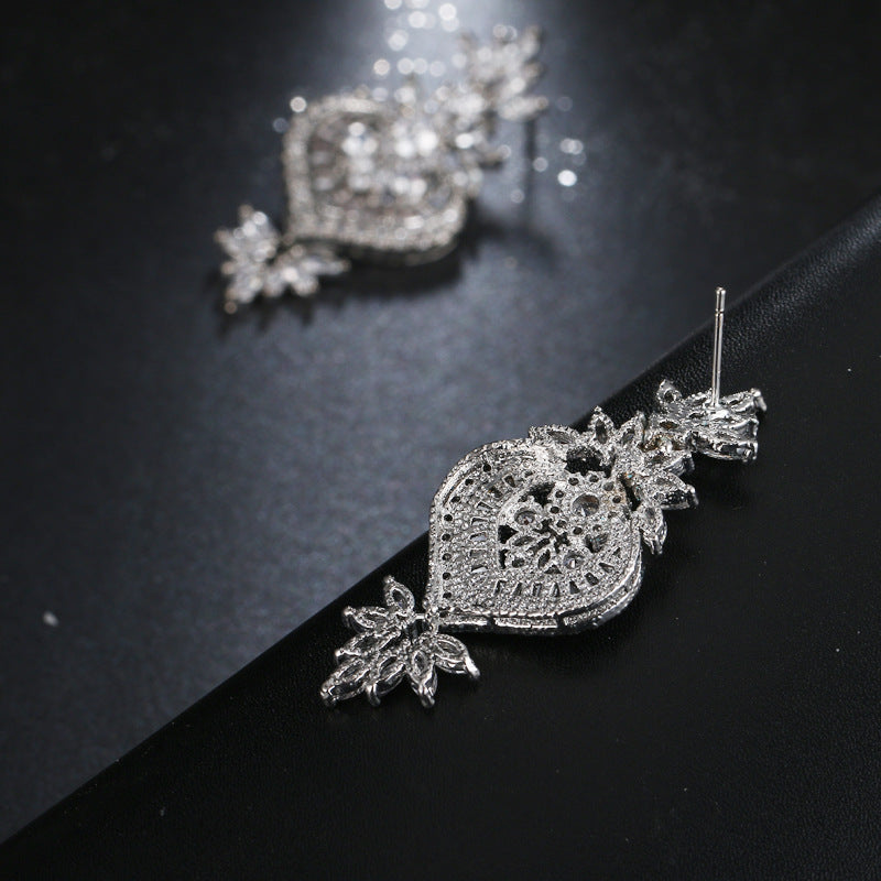 JUVITA Crystal Earring