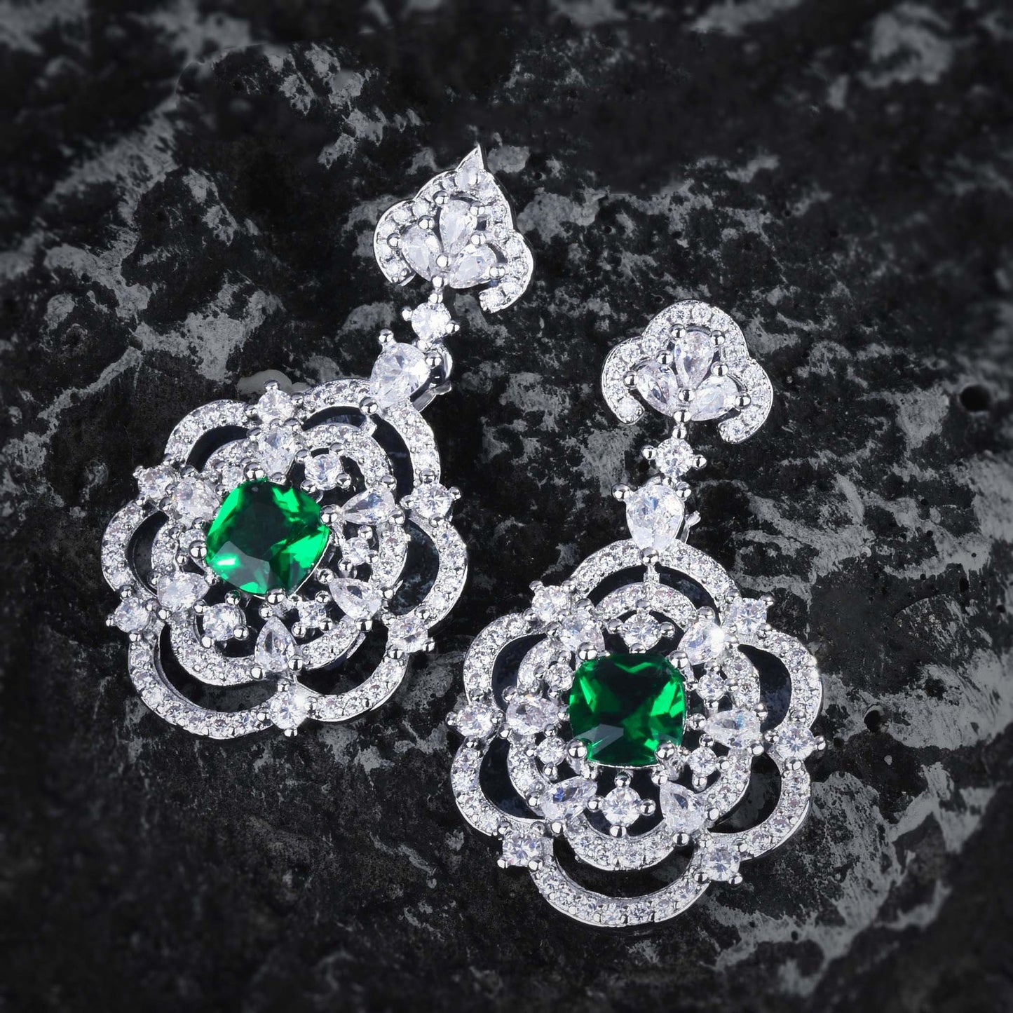 TALINE Diamond Earring