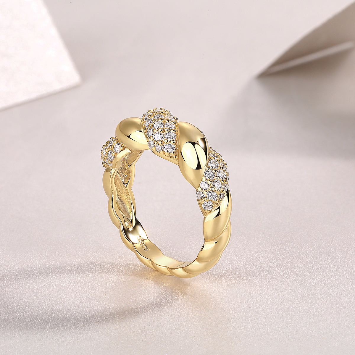 VELINA Moissanite Ring