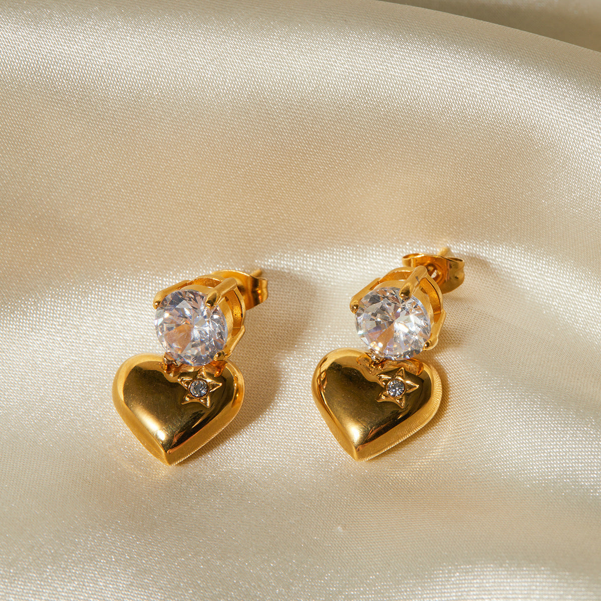 TAMILA Heart Earring