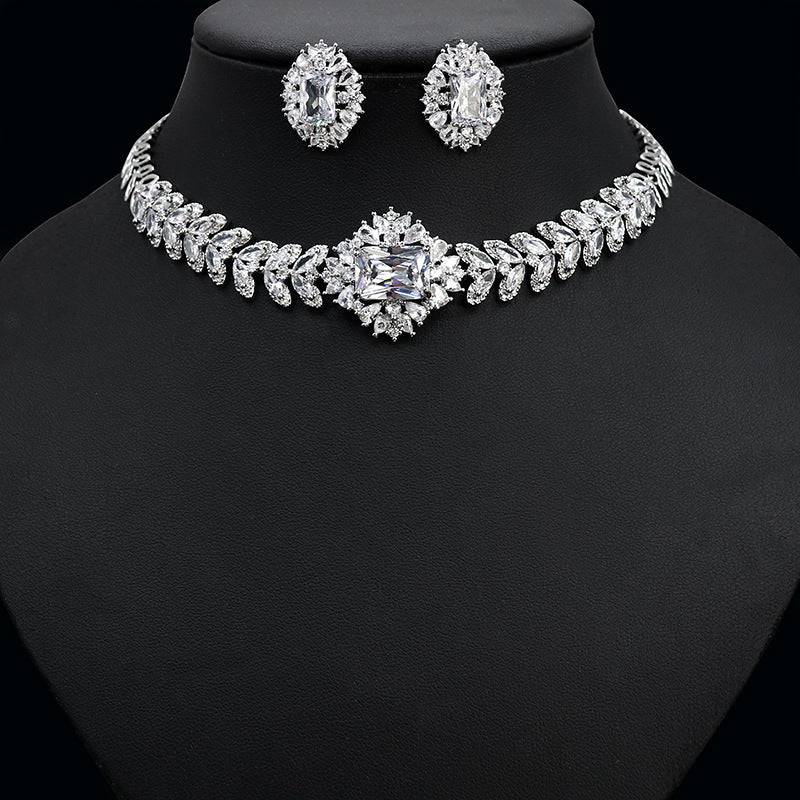 DORA Belle Luxury Necklace / Bracelet Earrings Suit