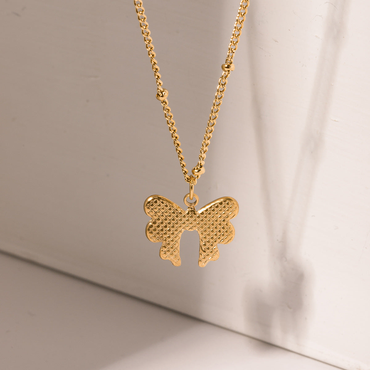 SELY Bow Gold Necklace