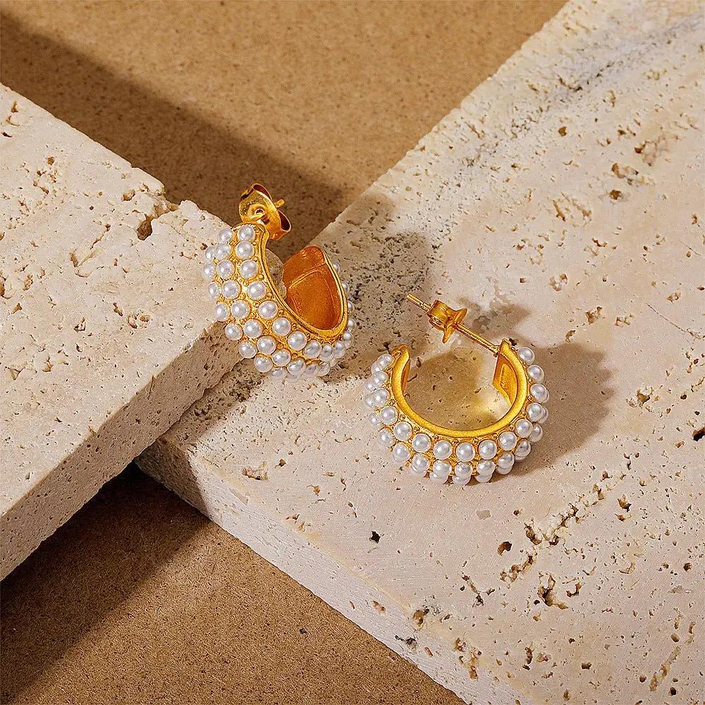 C-shaped Pearl Earrings - KAYLUZ LTD