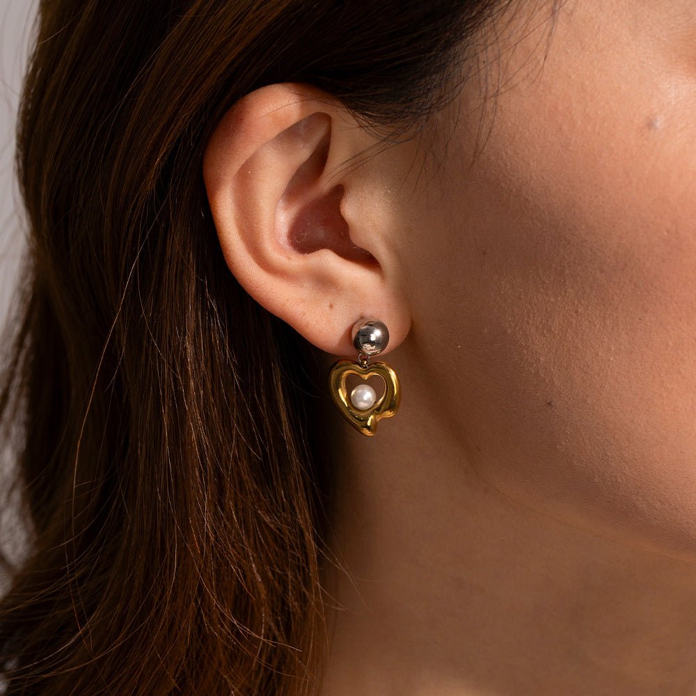 Heart Pearl Stud Earrings - KAYLUZ LTD