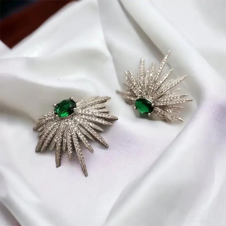 Retro Emerald Diamonds Earrings - KAYLUZ LTD