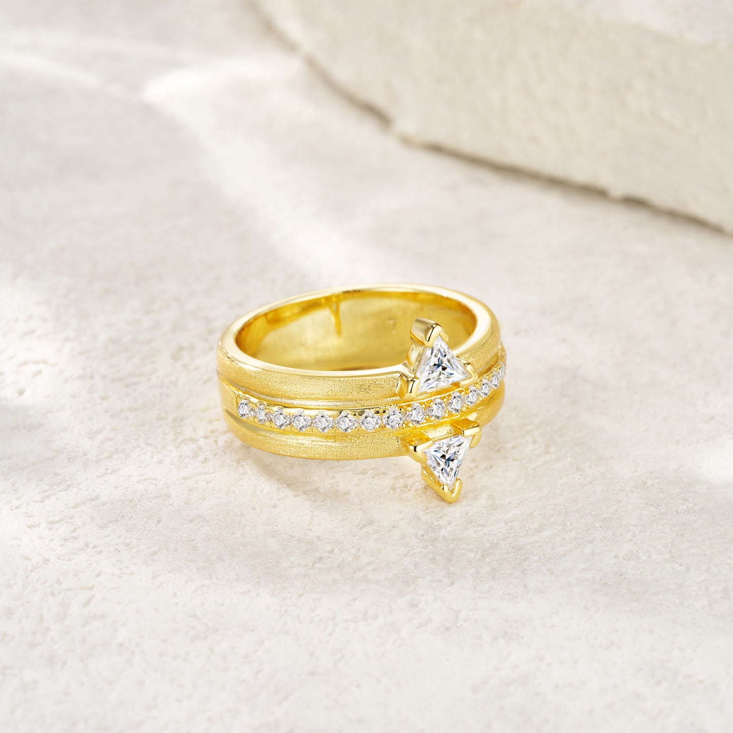 SOLENNE Moissanite Ring