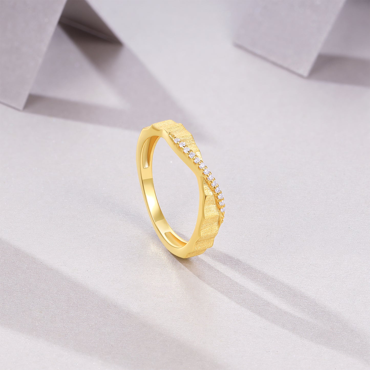 NOVIRA  Moissanite Ring