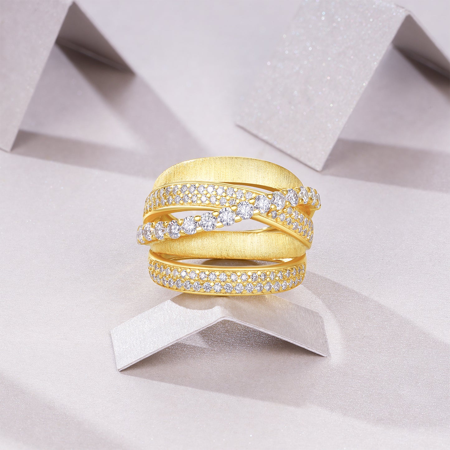 EMSIE  Moissanite Ring