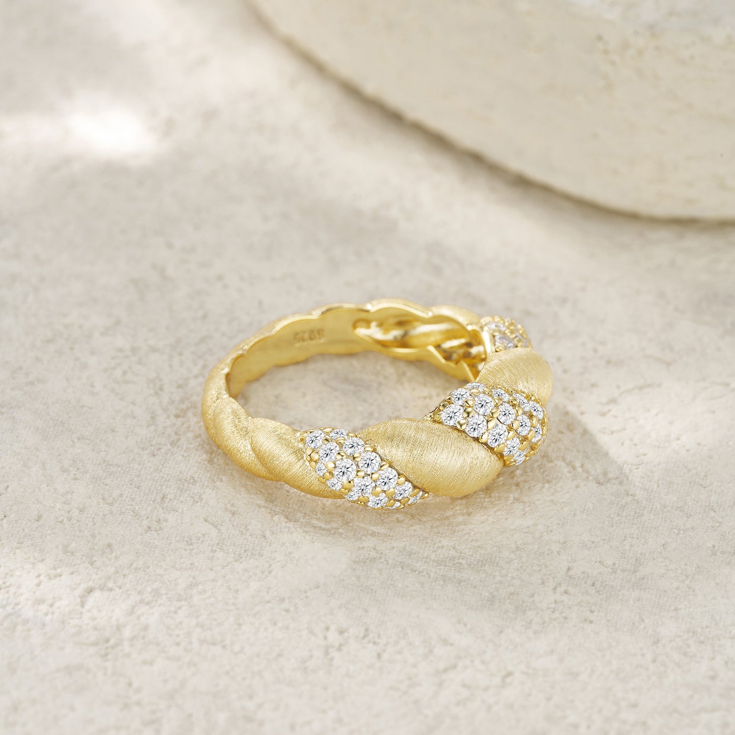 VELINA Moissanite Ring
