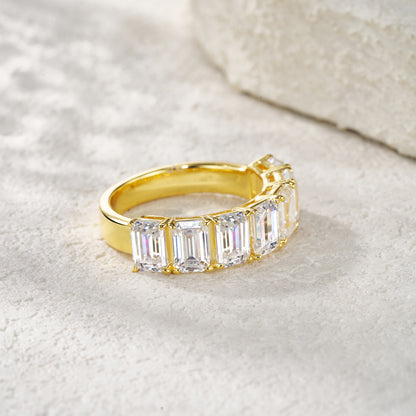 MELNORE  Moissanite Ring
