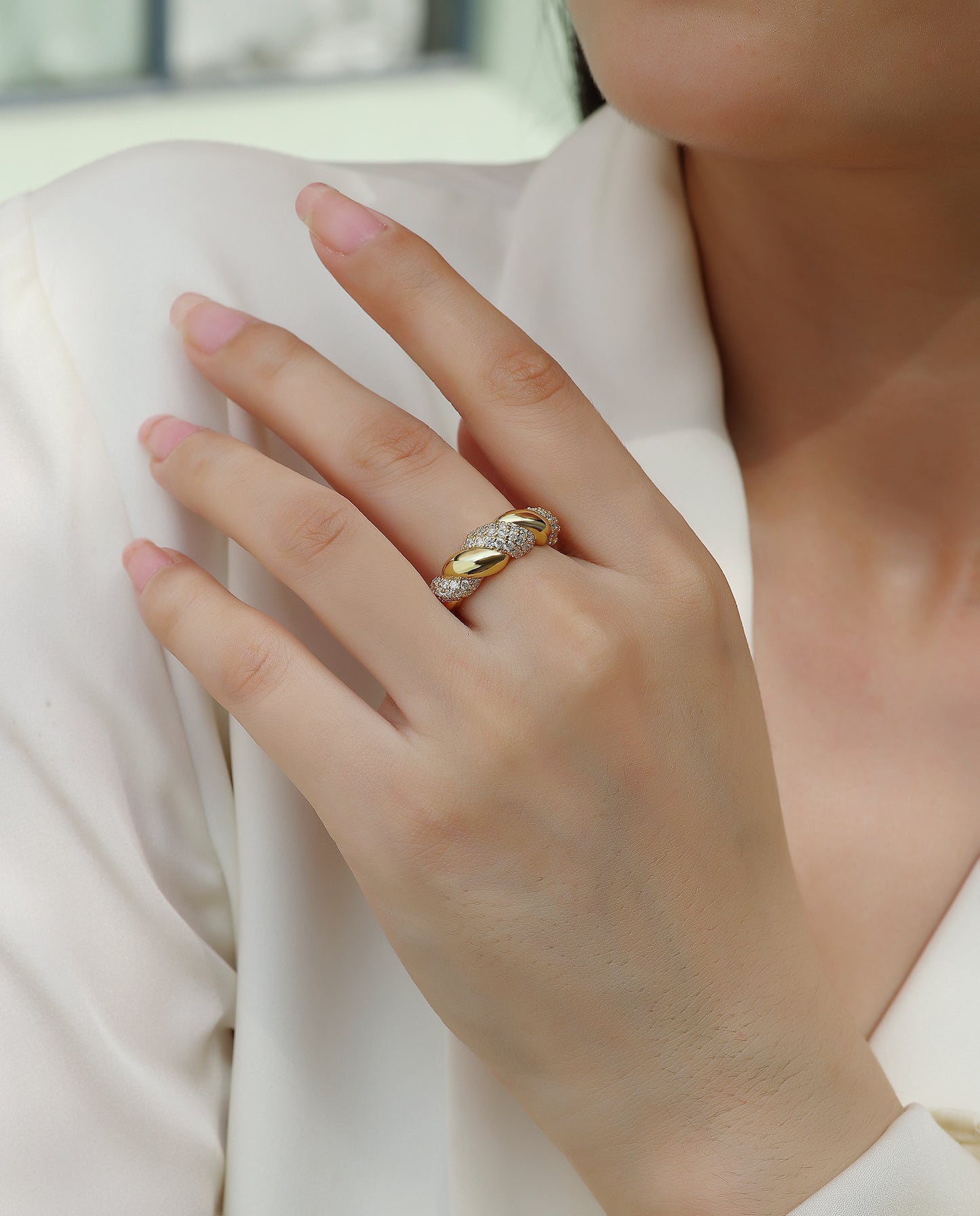 VELINA Moissanite Ring