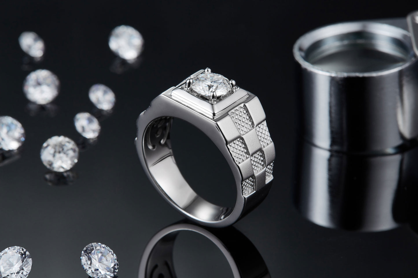 The Atlas 1ct Moissanite Silver Ring