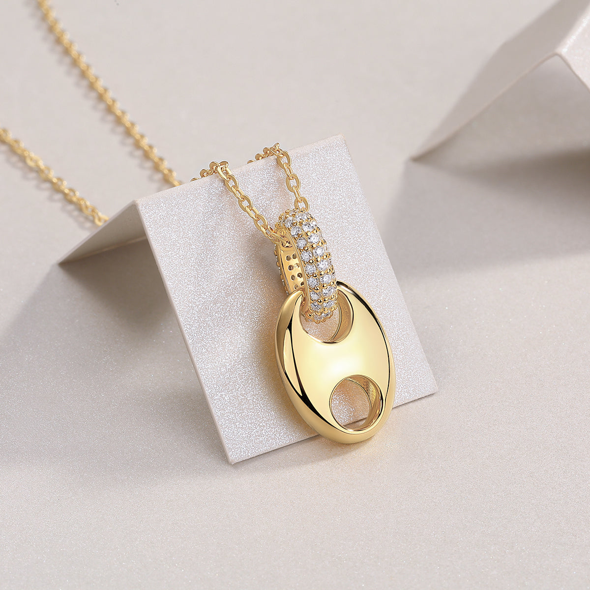 Céleste | Moissanite Pendant Necklace