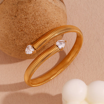 Heart-Shaped Zircon Open Striped Bracelet