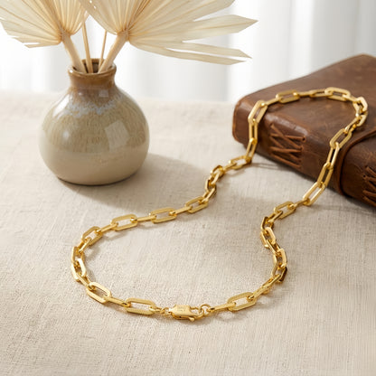 FINES Chain Necklace