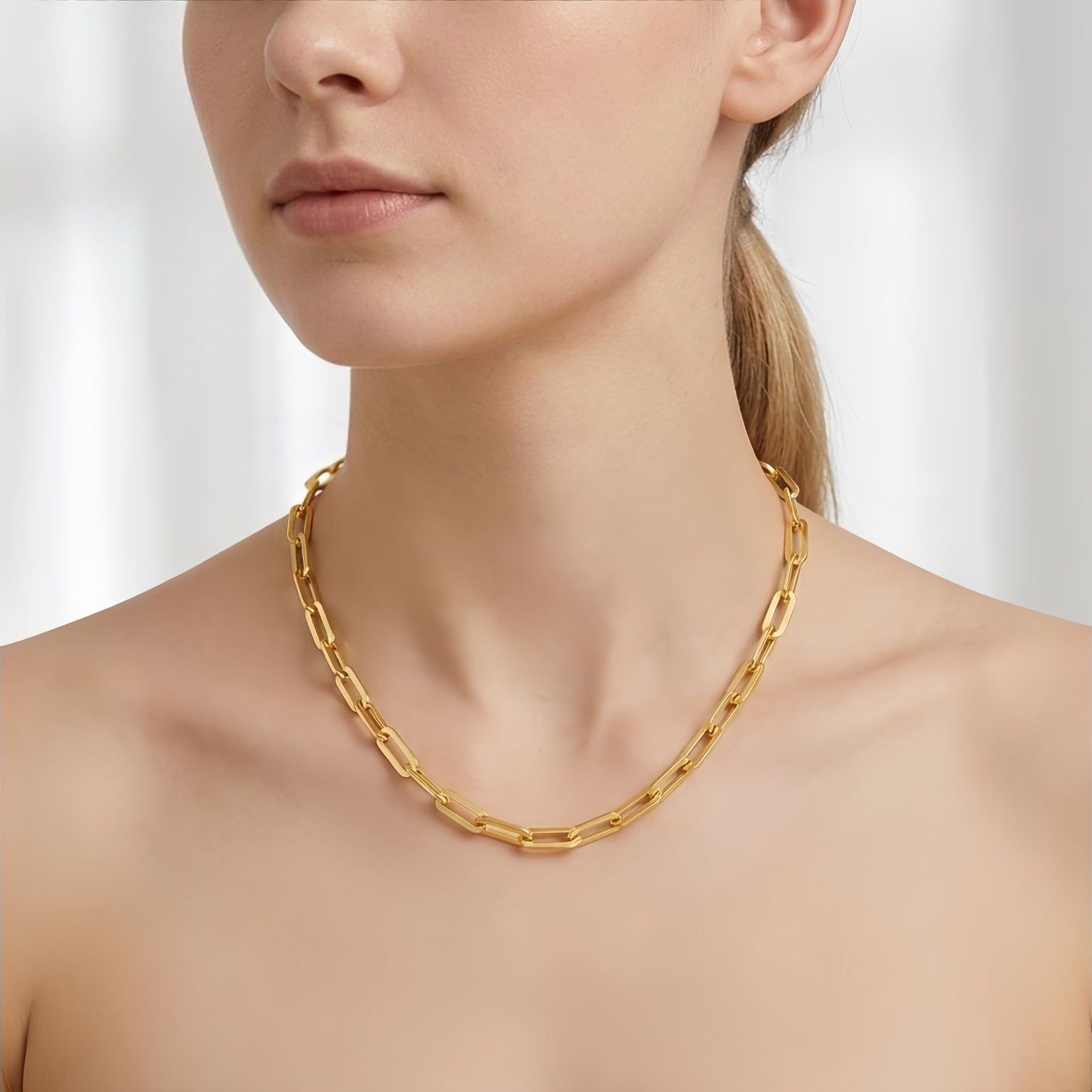 FINES Chain Necklace
