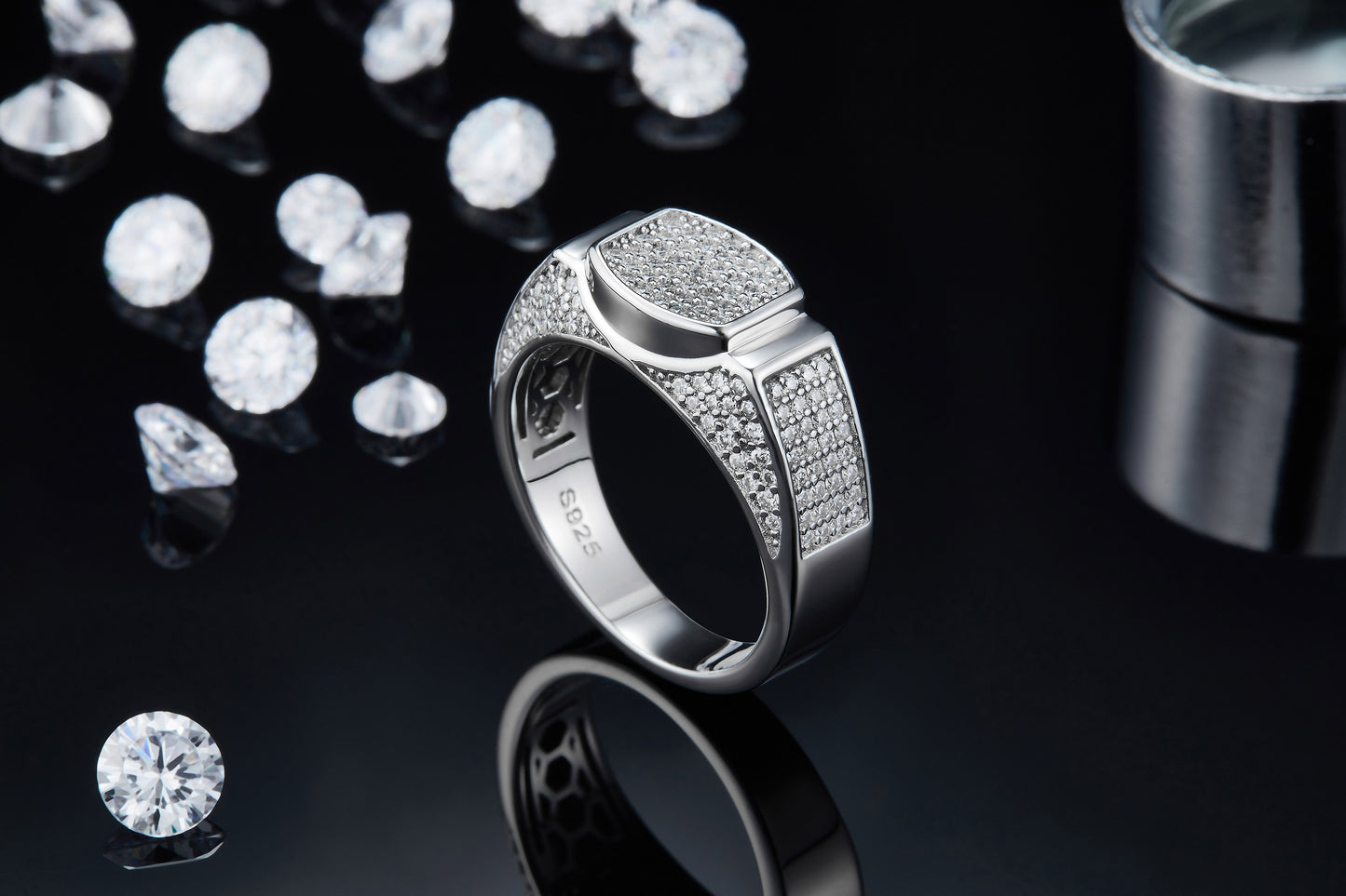 The Sovereign Moissanite925 Silver Ring