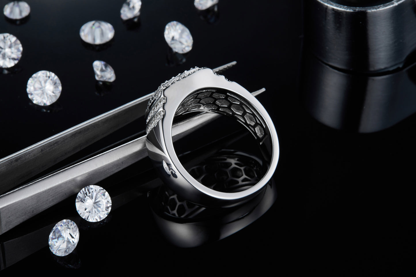 The Valor  Moissanite Silver Ring