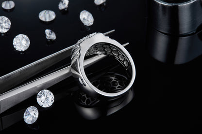 The Valor  Moissanite Silver Ring