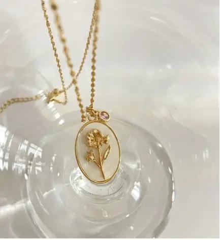 Vintage Flower Pearl Necklace - KAYLUZ LTD