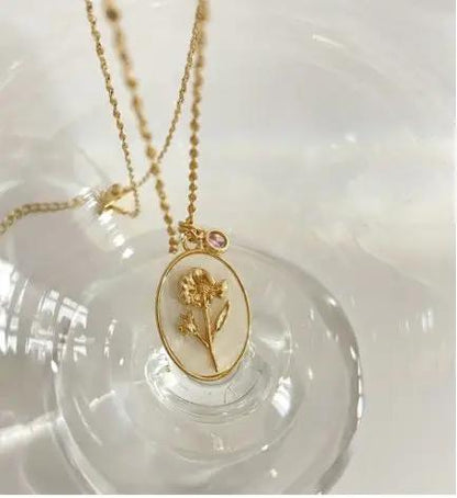 Vintage Flower Pearl Necklace - KAYLUZ LTD