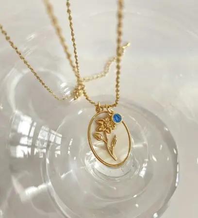 Vintage Flower Pearl Necklace - KAYLUZ LTD