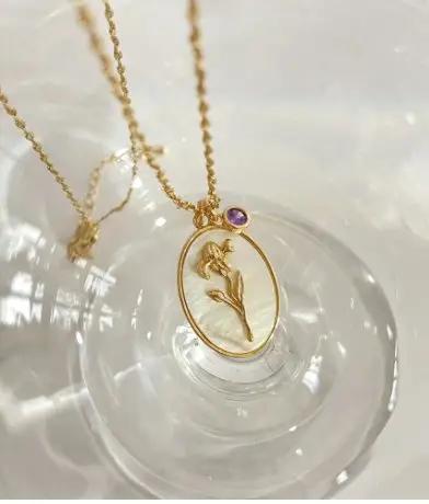 Vintage Flower Pearl Necklace - KAYLUZ LTD